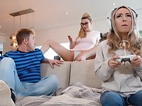 Nerdy blonde babe involves herself in a naughty fuck with the sisters boyfriend
